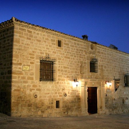 Palacio Las Manillas Sabiote Екстериор снимка